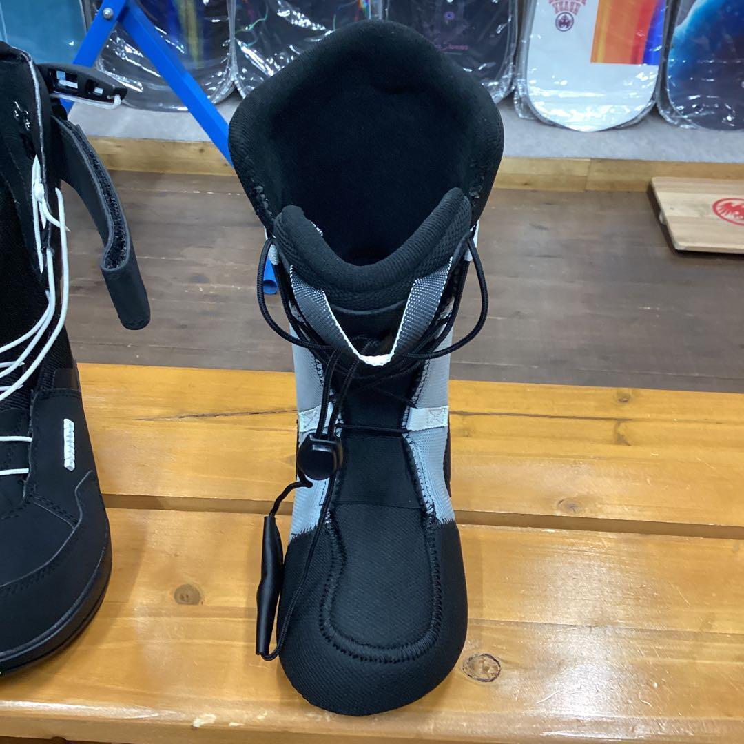 ★スーパーセール★　新品　DEELUXE　ディーラックス　ブーツ　ID　24.0