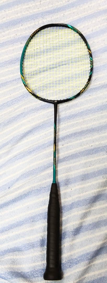 ヨネックス　バドミントンラケット　アストロクス88S PRO