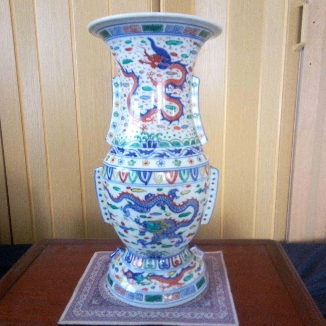 中国古玩　大明萬暦年製　五彩尊式花瓶