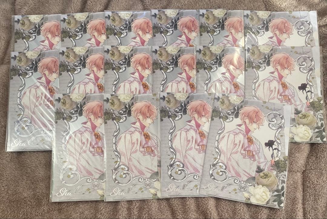 逆巻シュウ　クリアファイル