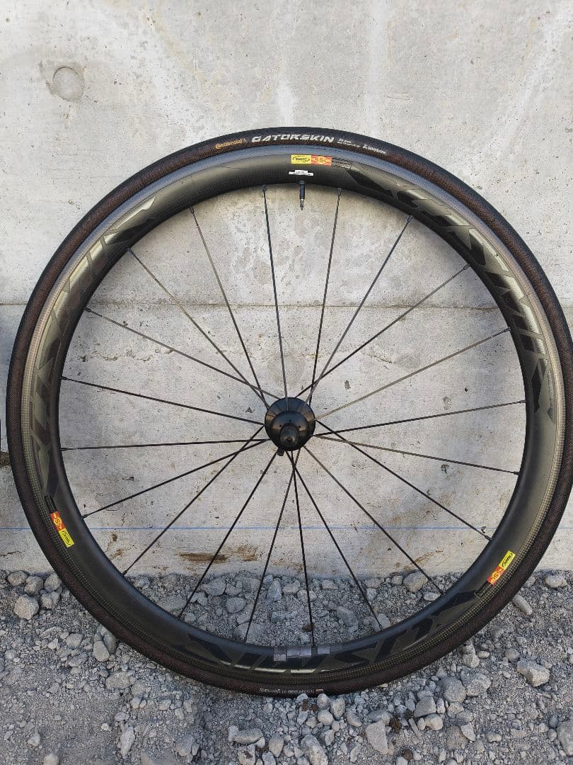 MAVIC COSMIC CARBON 40　チューブラーホイール