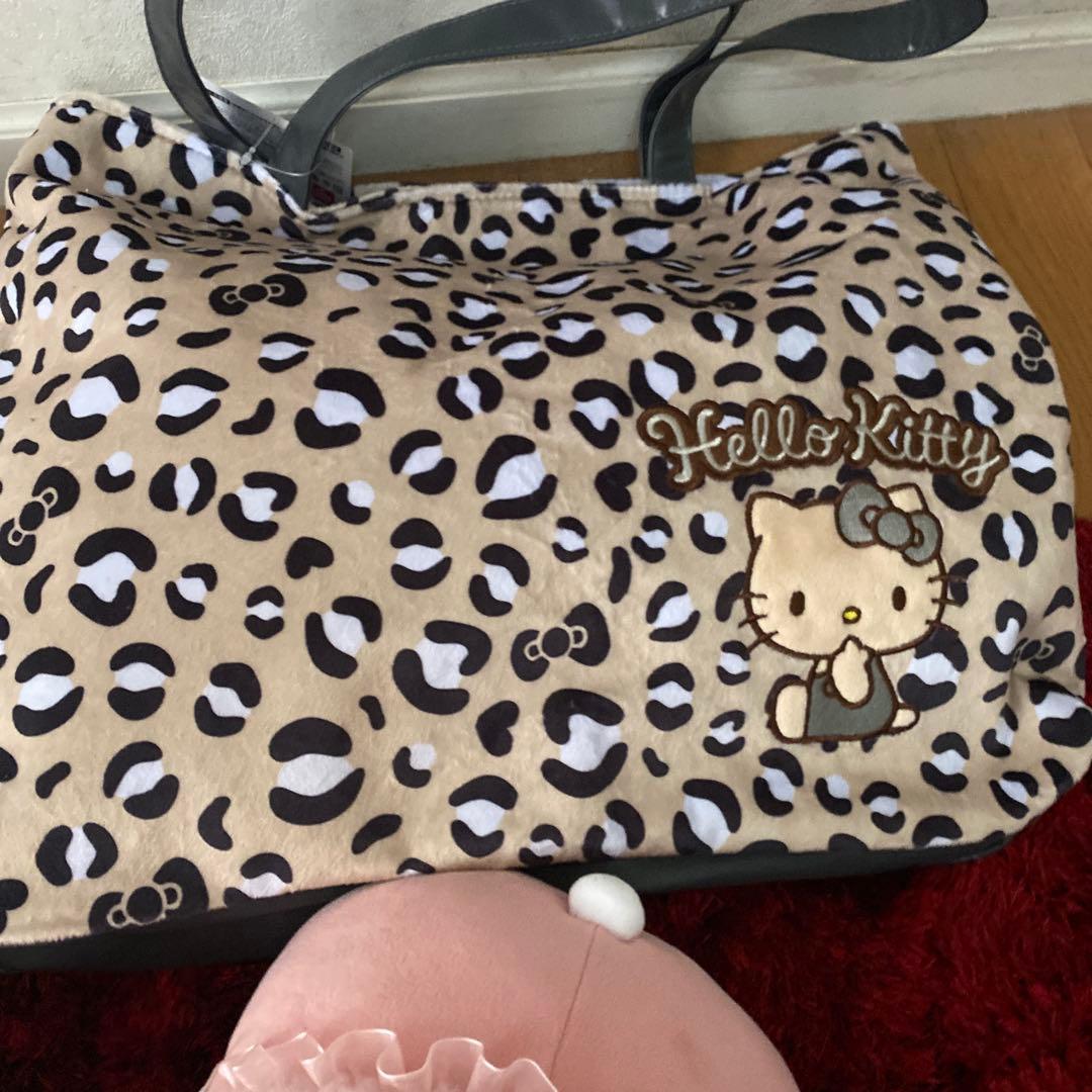サンリオ　キティ　ギャル　ヒョウ柄　キーケース　ぬいぐるみ　バッグ　保冷バッグ
