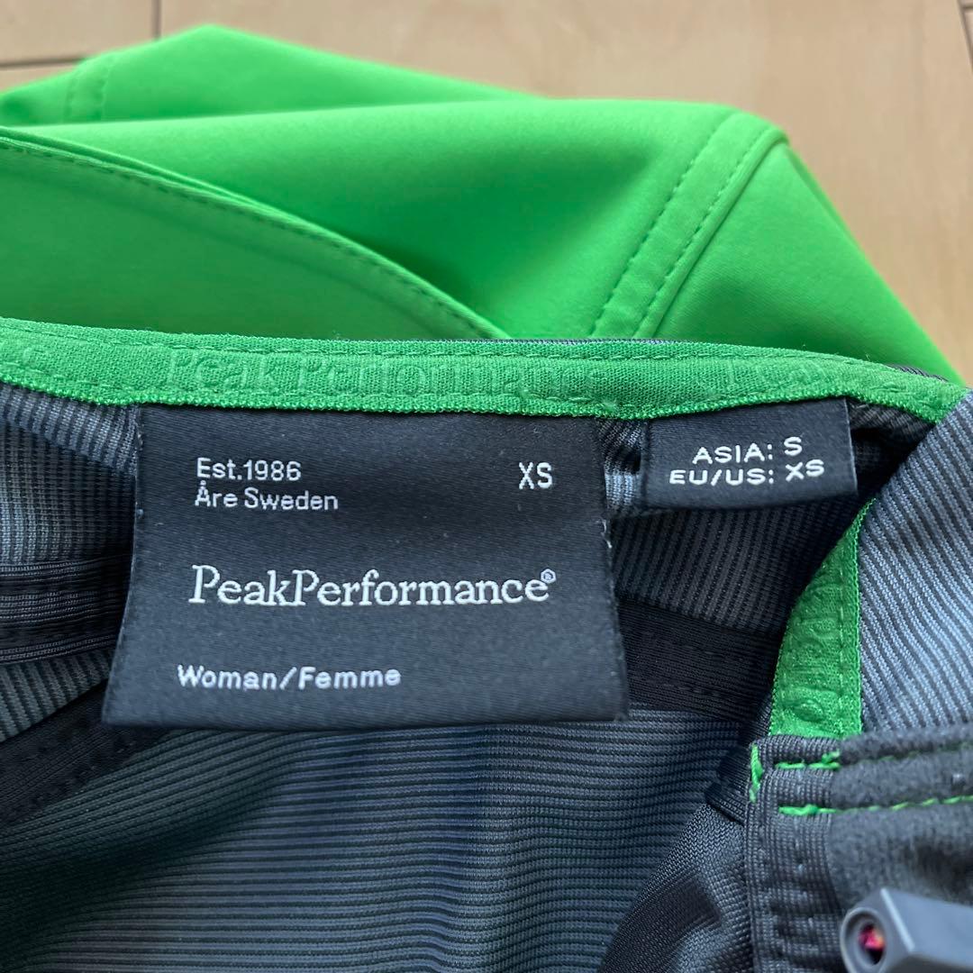 ピークパフォーマンス　　　　　　　　　ソフトシェルジャケット女性用S寸