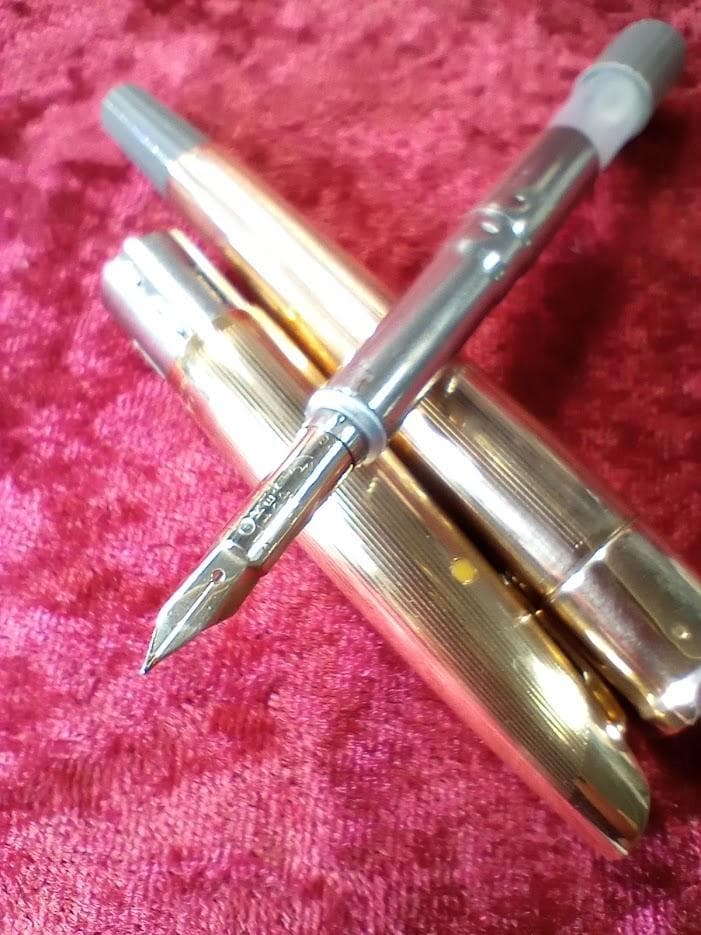 PILOT パイロット 万年筆 初代 高級 キャップレス【CLF-1000GW】