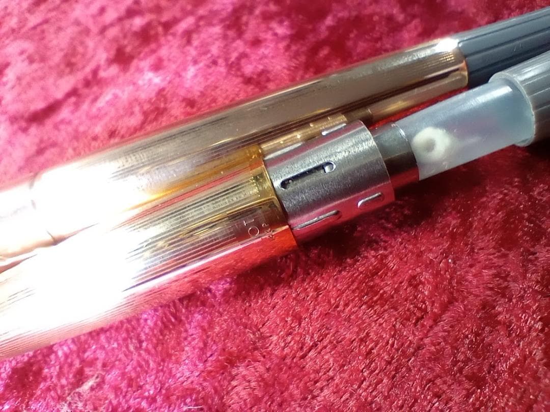 PILOT パイロット 万年筆 初代 高級 キャップレス【CLF-1000GW】