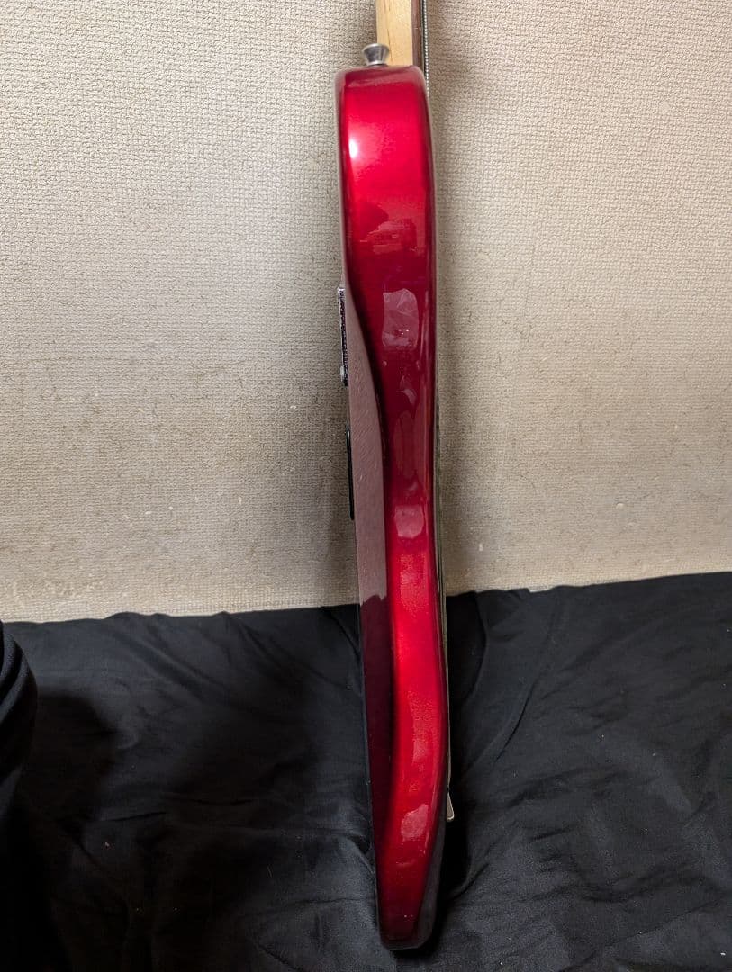 Elioth レアなアクティブのプレシジョンベース CA レッド 赤