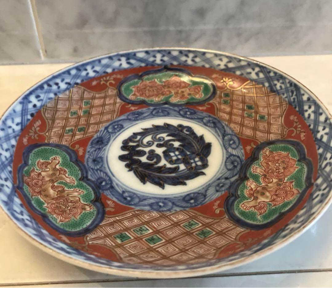 アンティーク九谷焼×伊万里焼狛犬や幾何学模様が精巧に描かれ金彩が美しい豪華絢爛皿