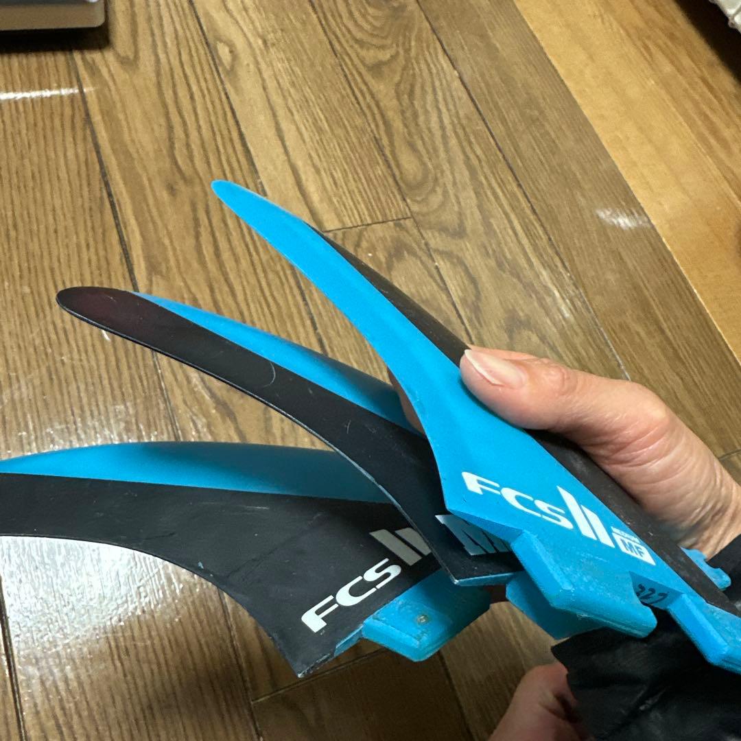 FCS II MF サーフボードフィン 3枚セット　mサイズ