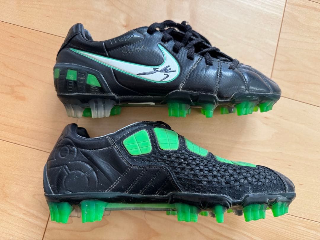 セ*ン様 佐藤勇人選手 実使用 直筆サイン入り スパイク