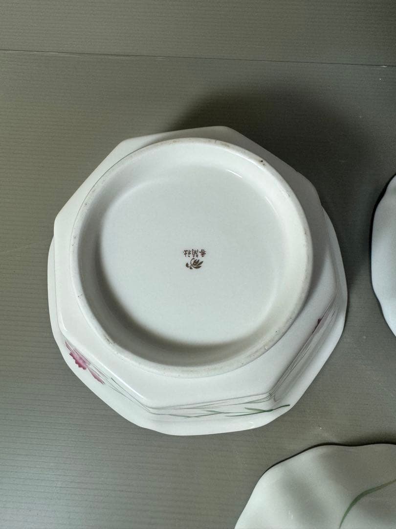 2397 香蘭社　金彩　深鉢2客　楕円鉢1客