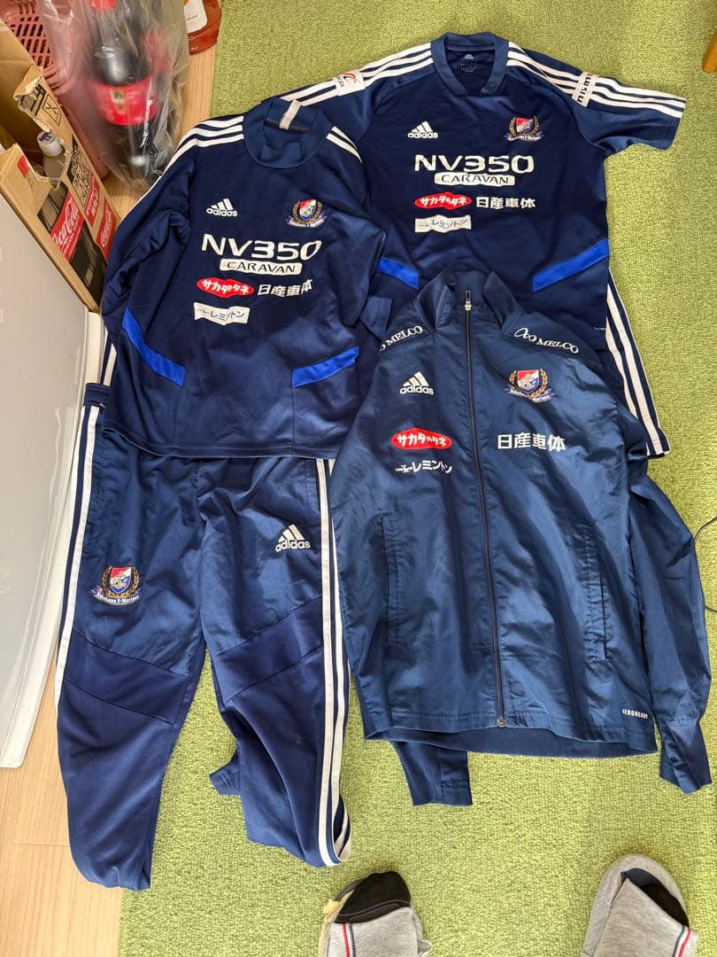 横浜マリノストレーニングウェア 上下セット NV350