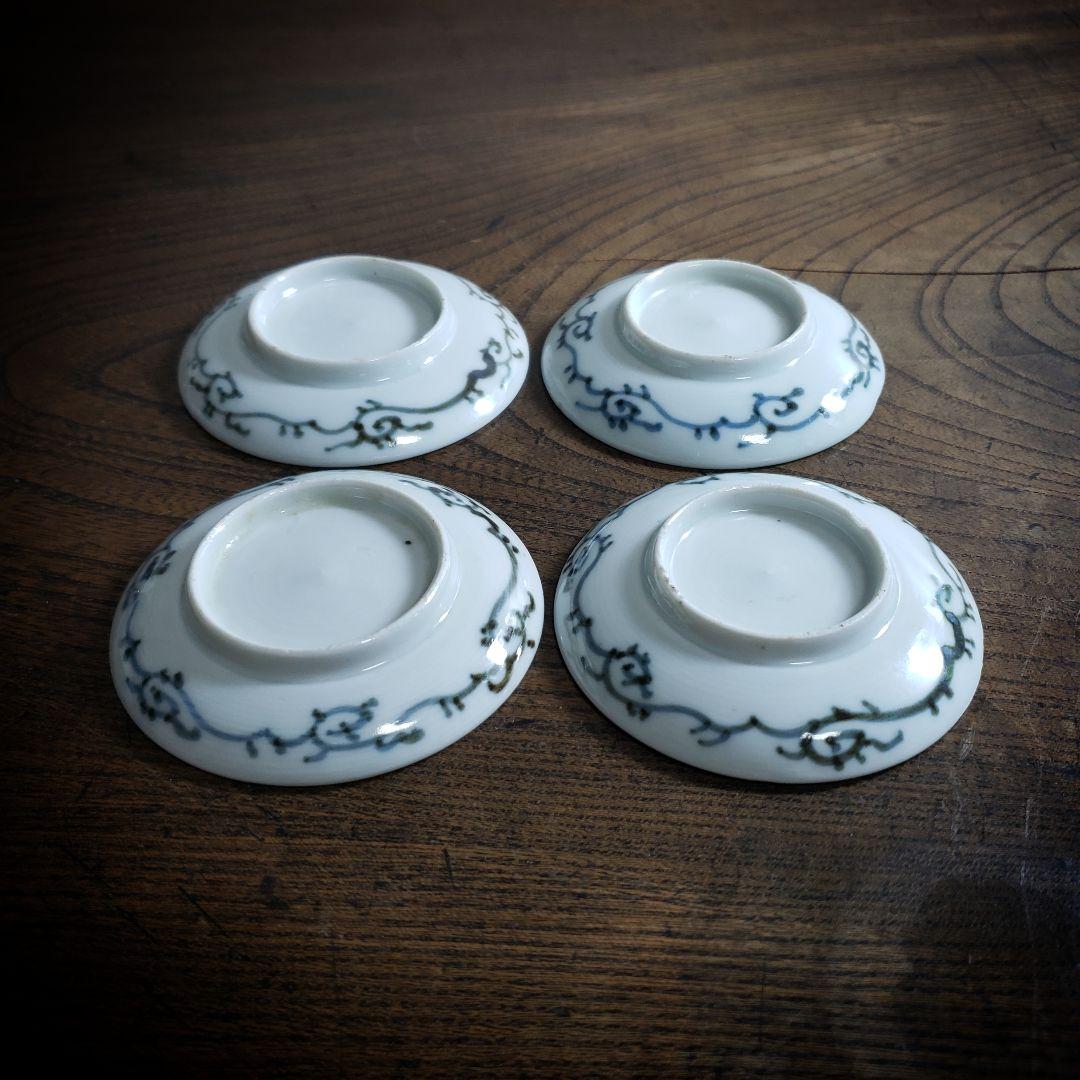 豆皿　小皿　4枚　白磁　赤絵　絵付　古伊万里　蝶　丸窓　唐草　江戸