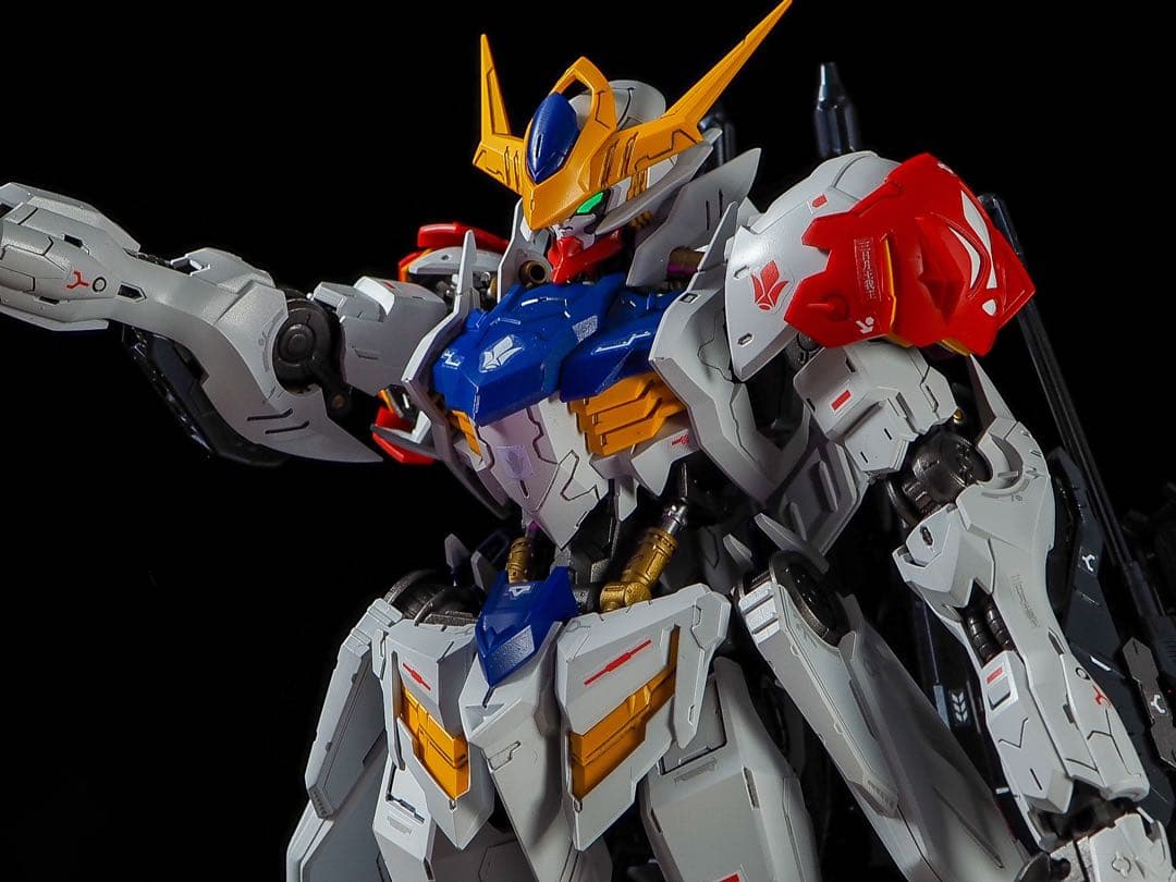 mg ガンダムバルバトスルプス　全塗装　完成品　バルバトスルプス　2