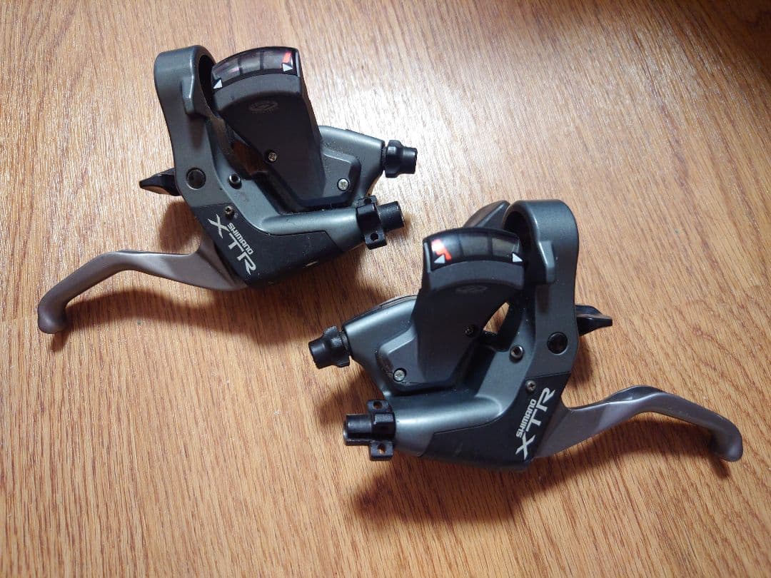 SHIMANO シマノ XTR ST−M952 シフター・ブレーキ レバー