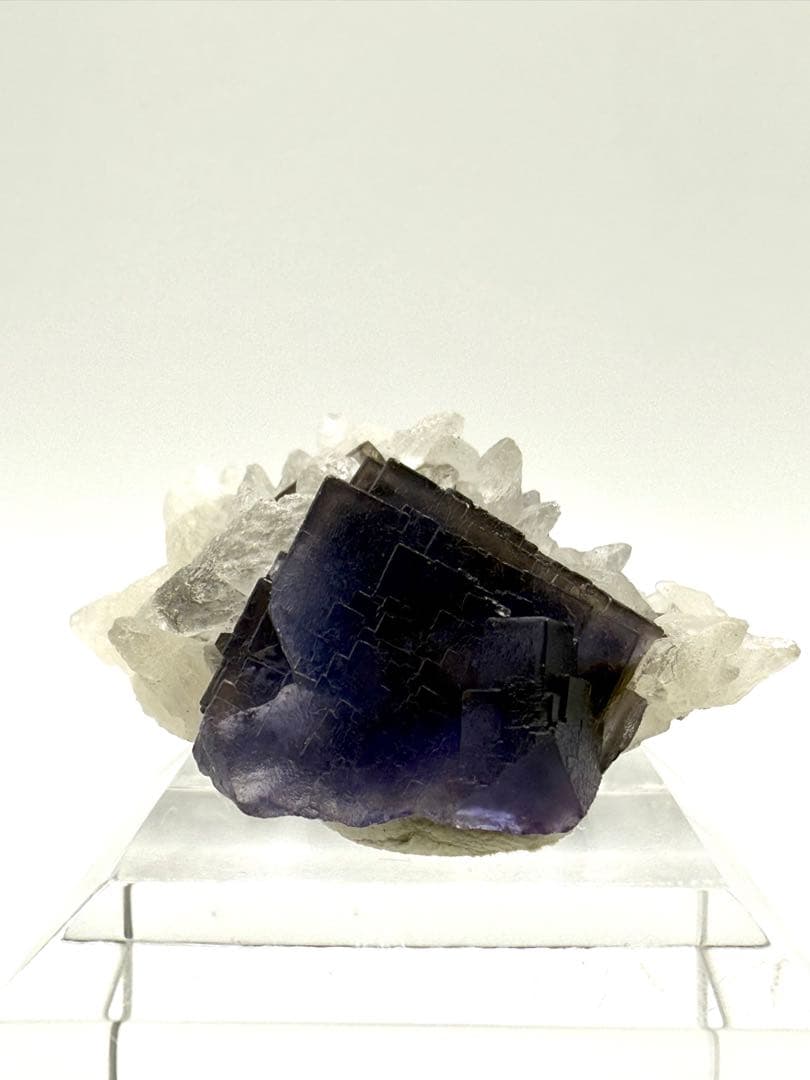 フローライト　犬牙カルサイト　共生　蛍石　原石　鉱物　標本　天然石