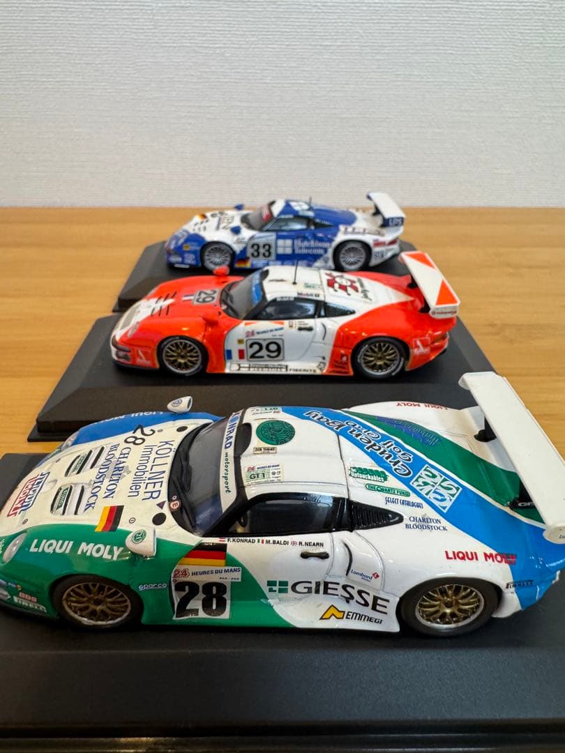 【MINICHAMPS】３台セットPorsche GT1 #28/29/33