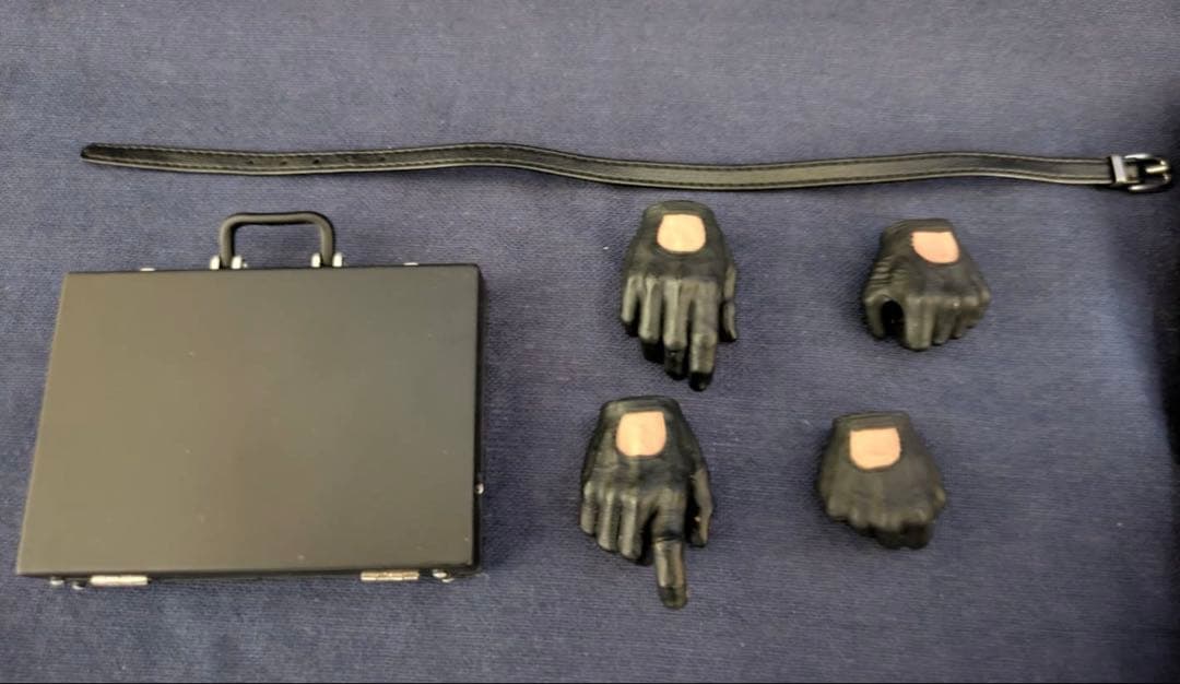 MTTOYS 1/6 ヒットマン エージェント47 ヘッド+衣装セット