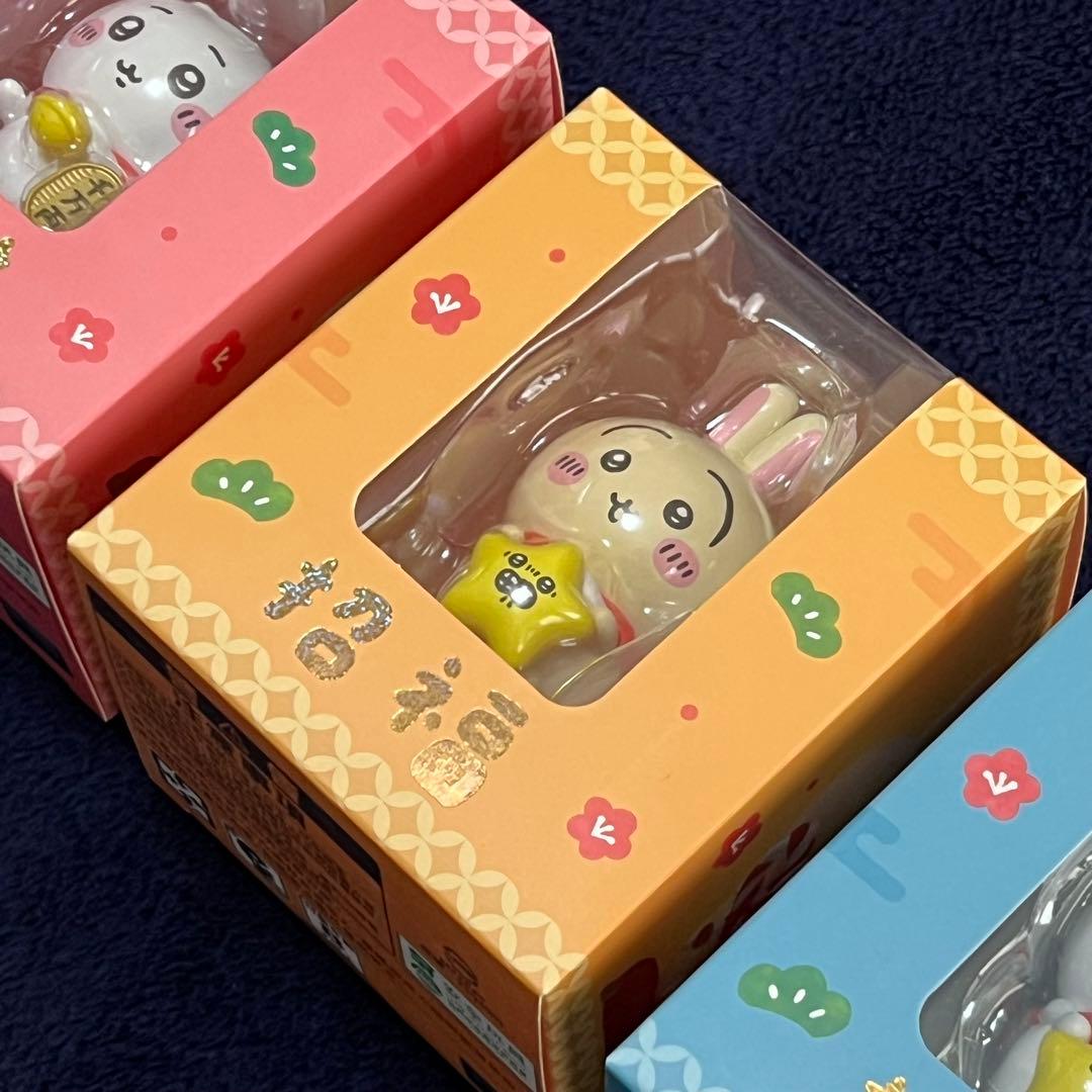 台湾限定 ちいかわ 金運を招く フィギュア 3体セット