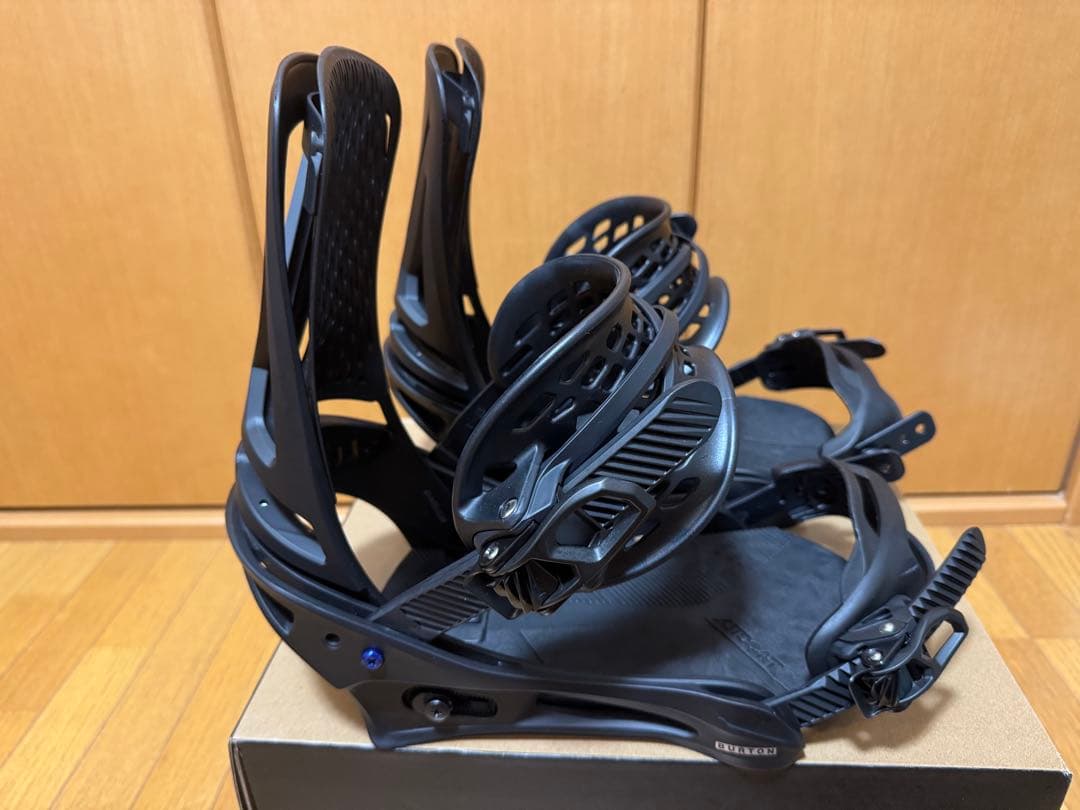 E*a様 24-25 GENESIS Re:Flex Lサイズ