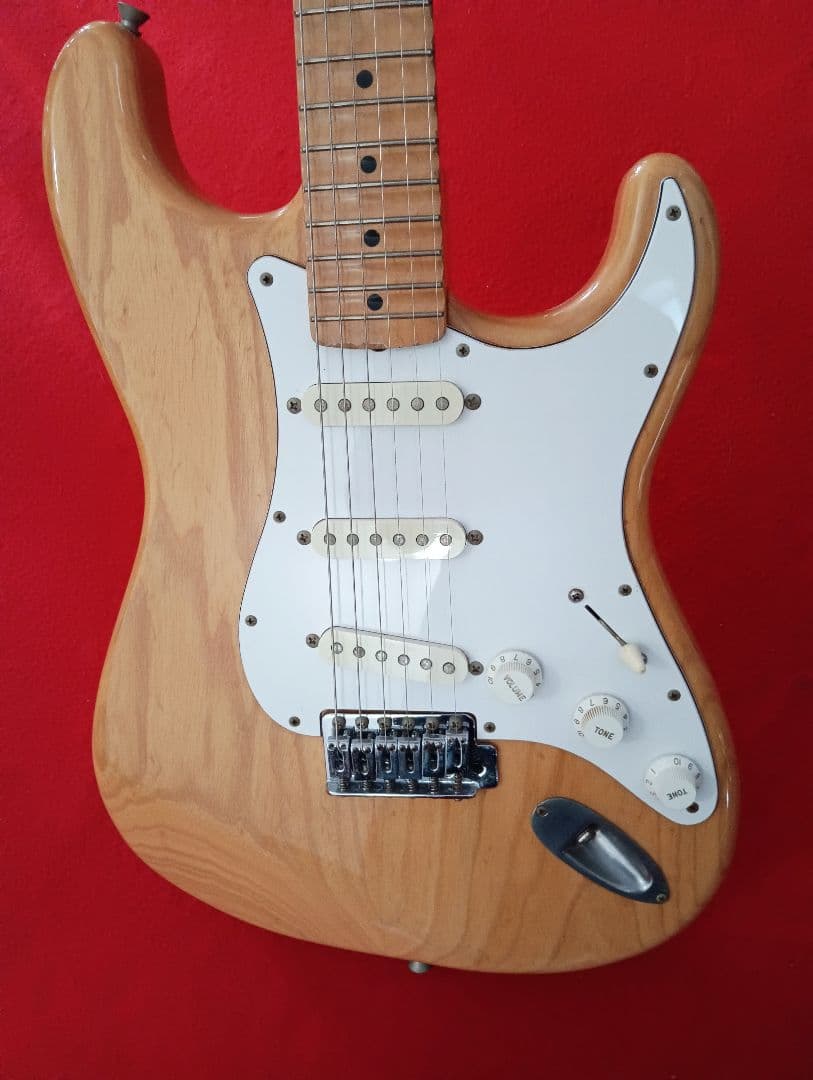 Fender Japan Stratocaster リッチーブラックモアモデル