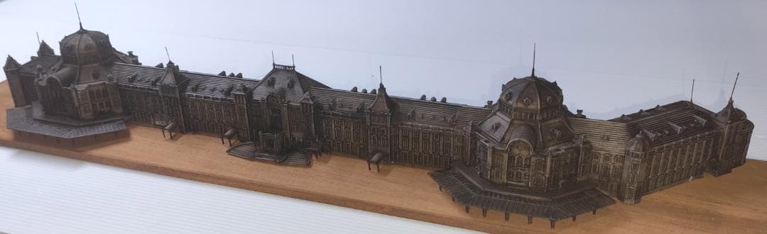 東京駅　模型　スケール1/600 ブロンズ調仕上げ