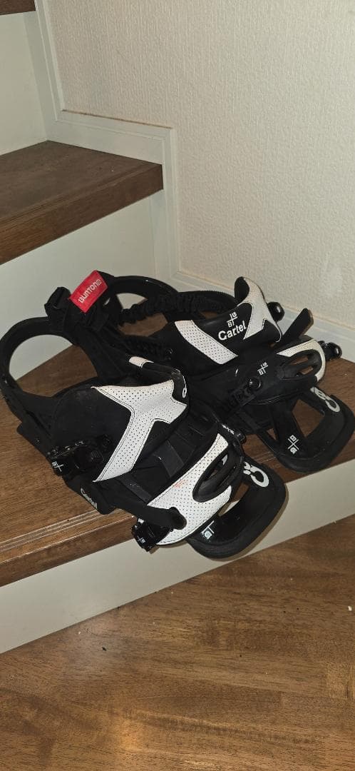 POW/JONES スノーボードセット + Burton Cartelバインディ