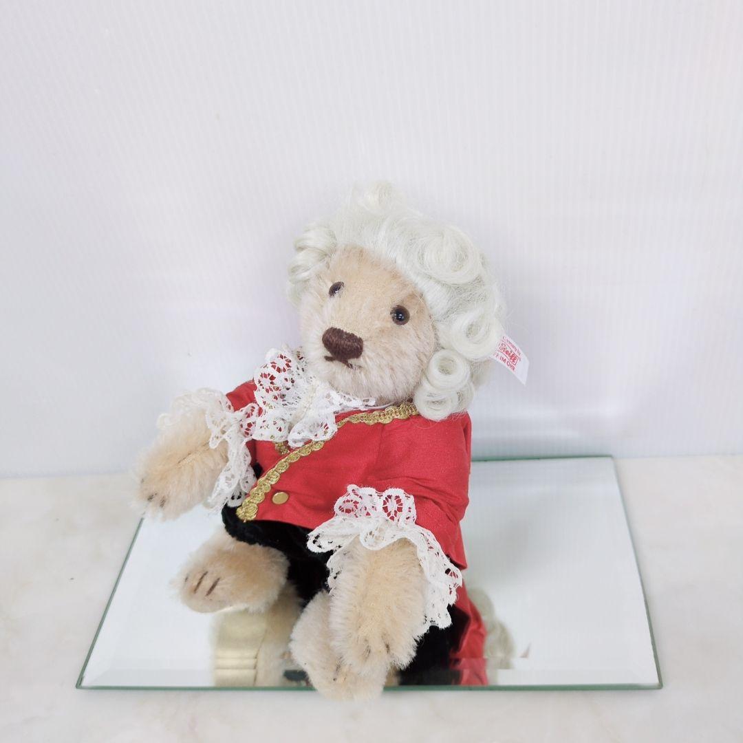 シュタイフ モーツァルト生誕150周年の限定モデル