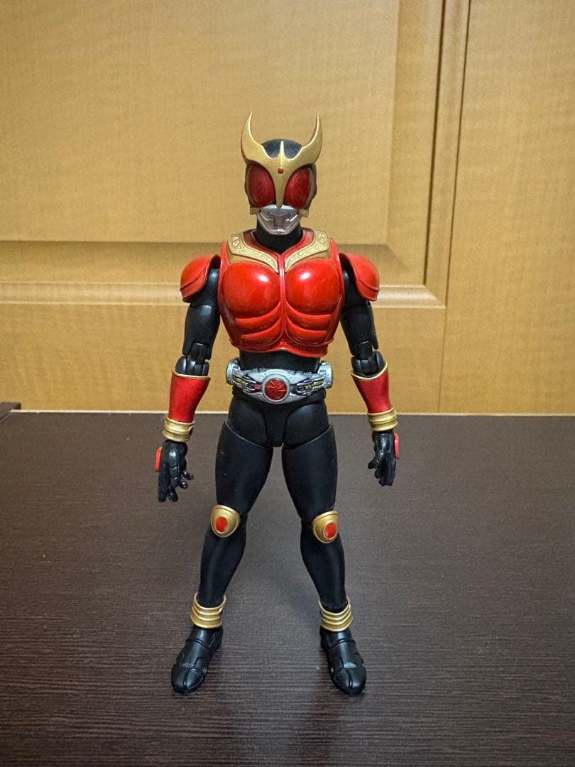 仮面ライダークウガ　S.H.Figuarts（真骨彫製法）