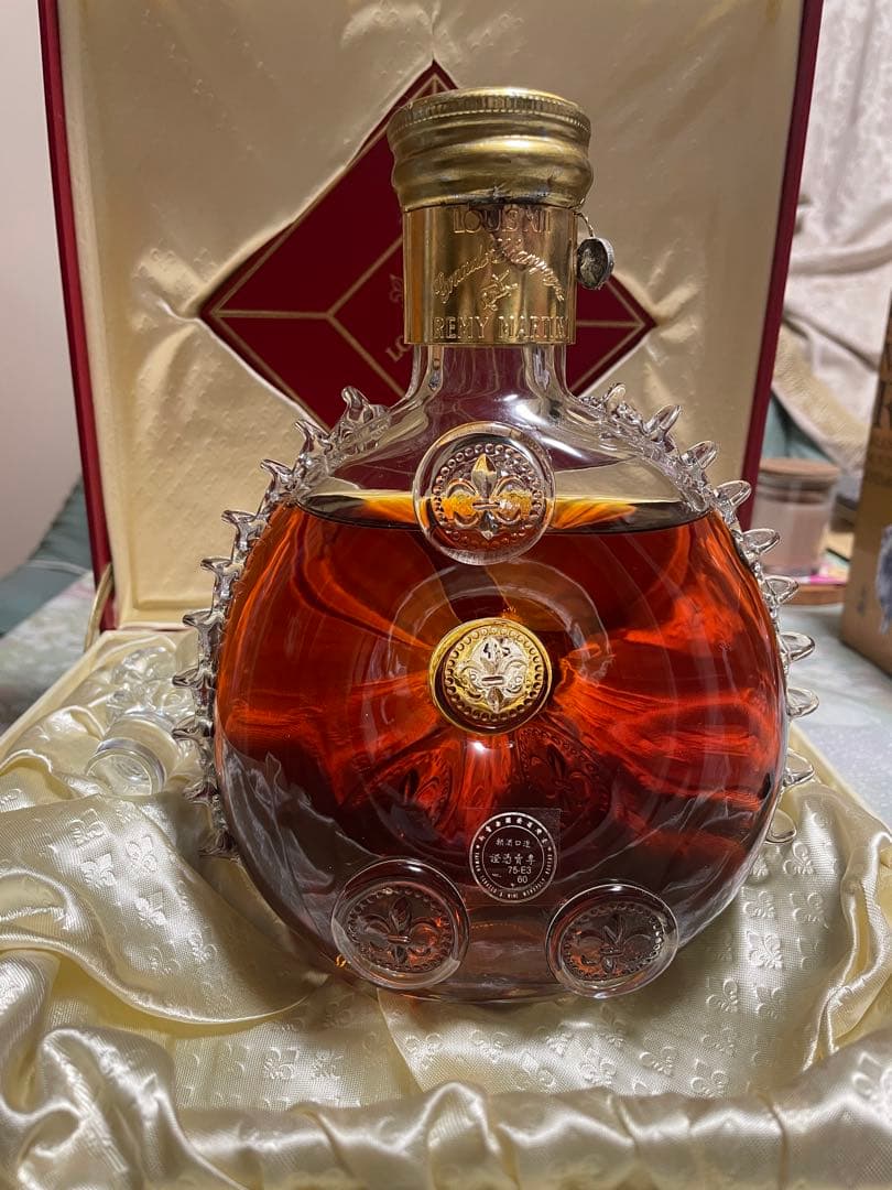 ルイ13世 レミーマルタン 正規品 未開封 製造番号一致　バカラ製