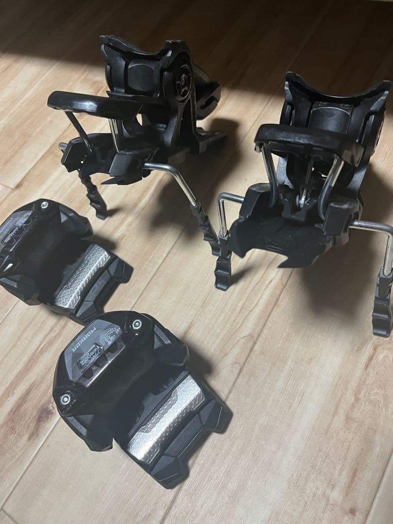 スキー　ビンディング　MARKER GRIFFON 13 ID