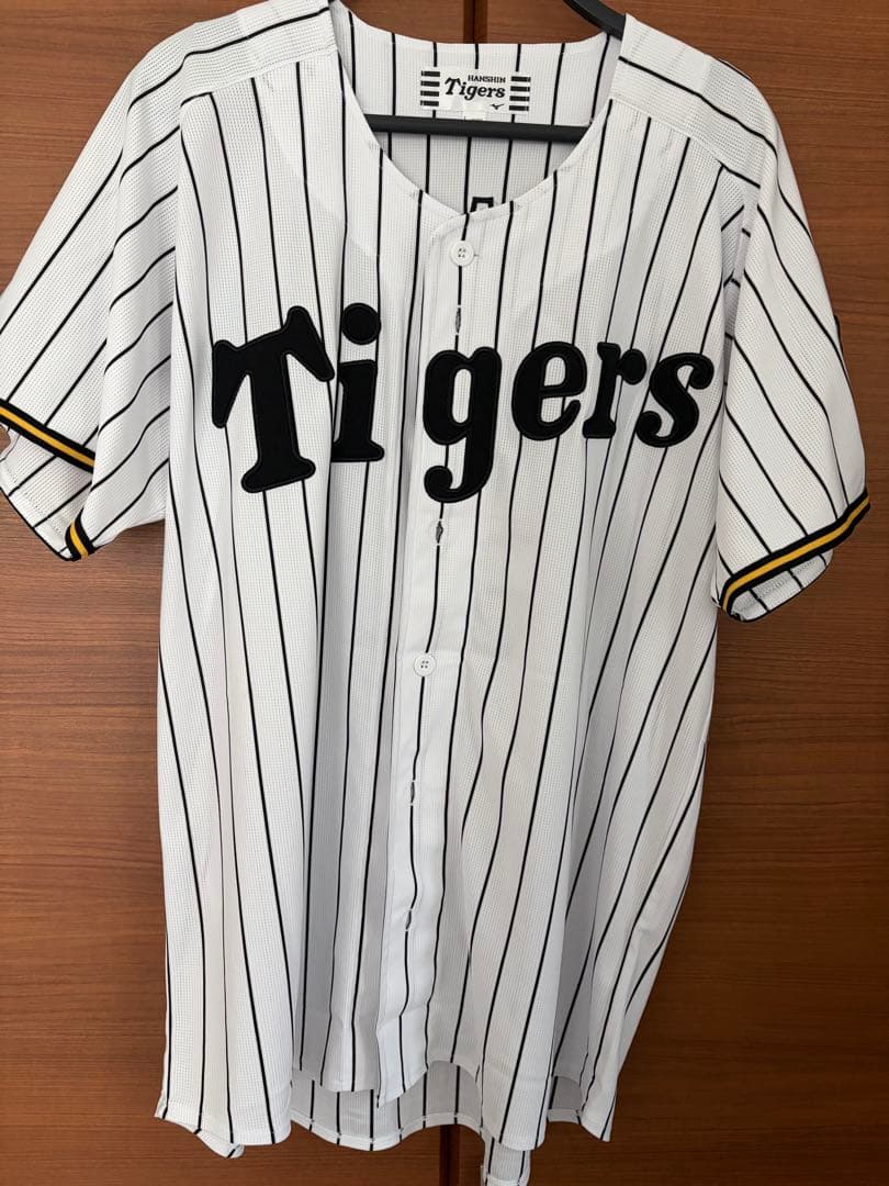 阪神タイガース　近本光司選手90周年レプリカユニフォーム　Lサイズ