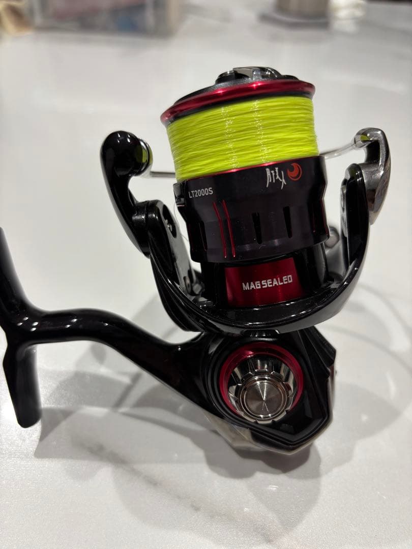 DAIWA 月下美人　LT2000S リール