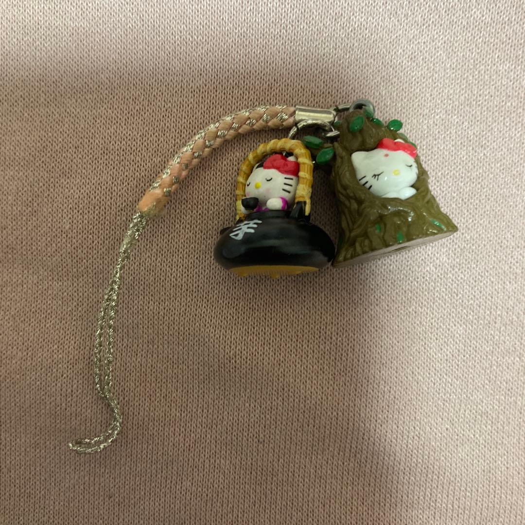 キティちゃん根付けストラップ、指人形、ミニバック