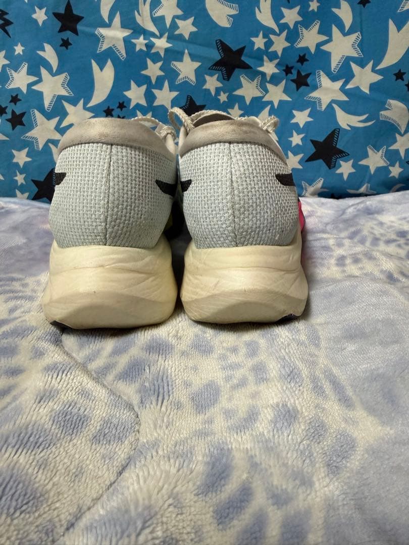 アシックスメタスピードエッジパリ 25.5