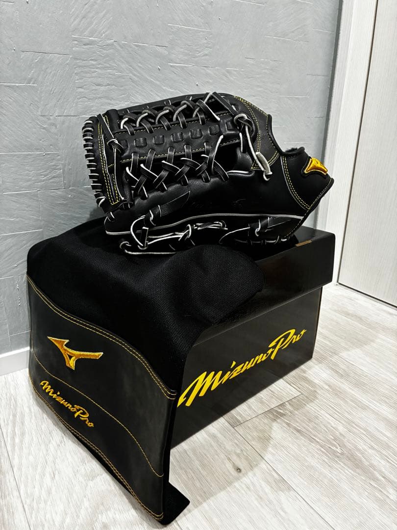 Mizuno Pro 硬式グローブ 外野用 タグ付き 新品未使用 化粧箱&専用袋