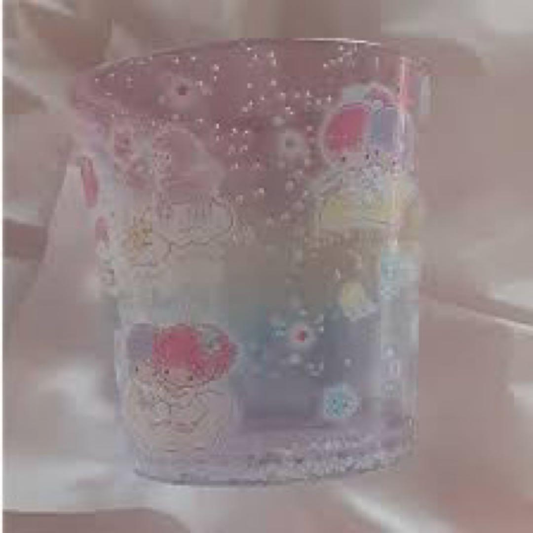 コップ　キャラクター