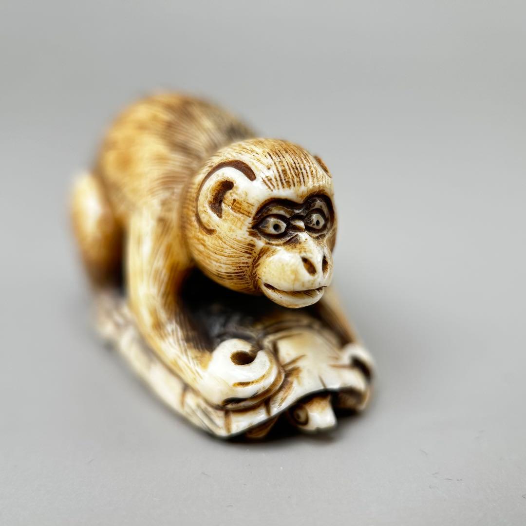 猿の彫刻極上根付天然素材アンティーク骨董飾り物古美術置物細密細工