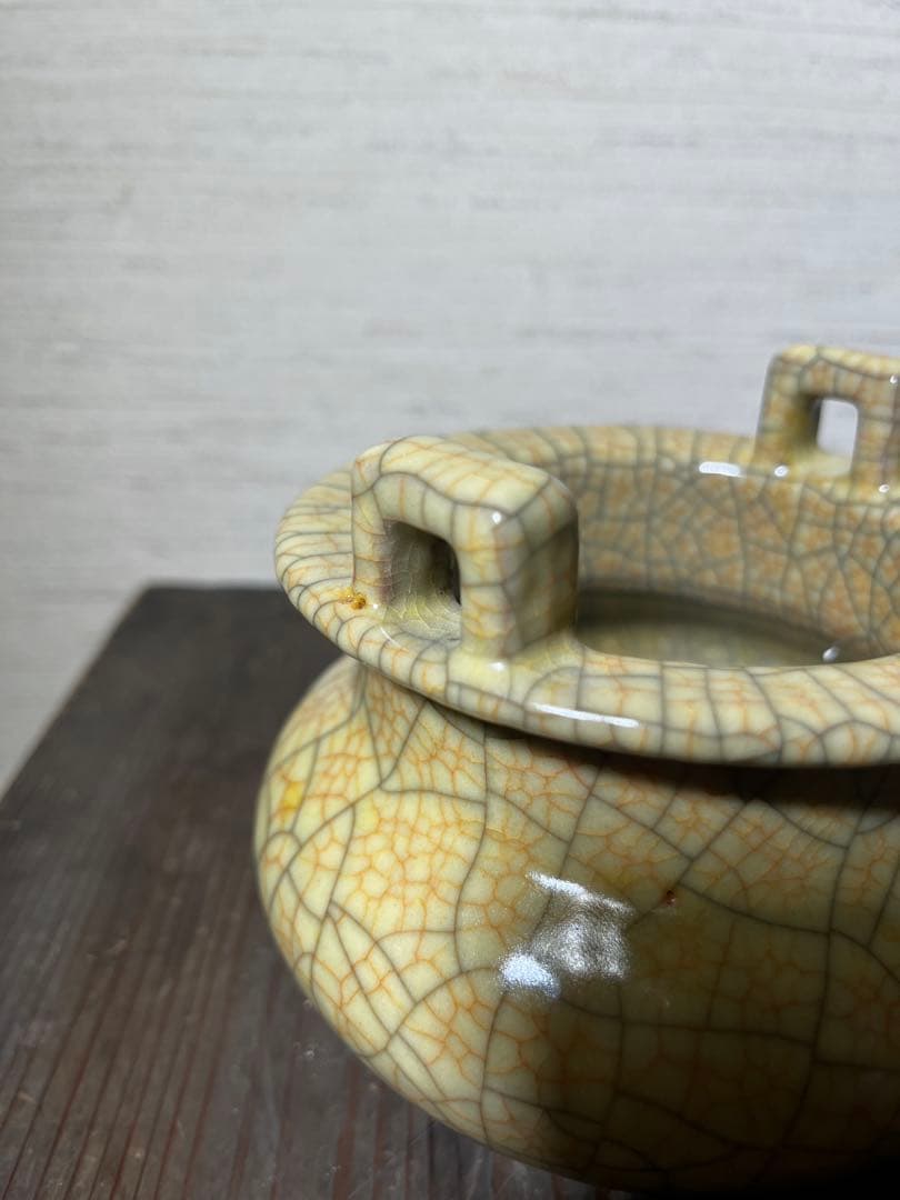 明　哥釉三足香炉　明時代