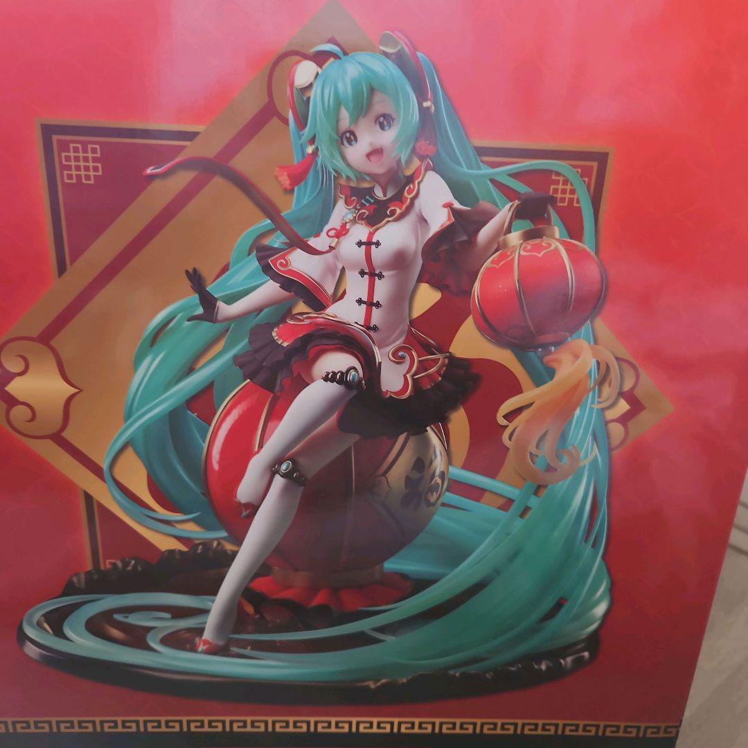【極美品】初音ミク 2021春節Ver. 1/7 スケールフィギュア フリュー