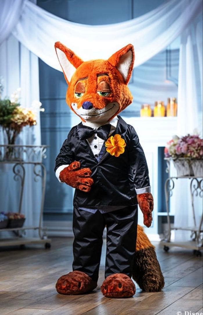 イトーヨーカドー限定　等身大ニック・ワイルド タキシード ぬいぐるみ