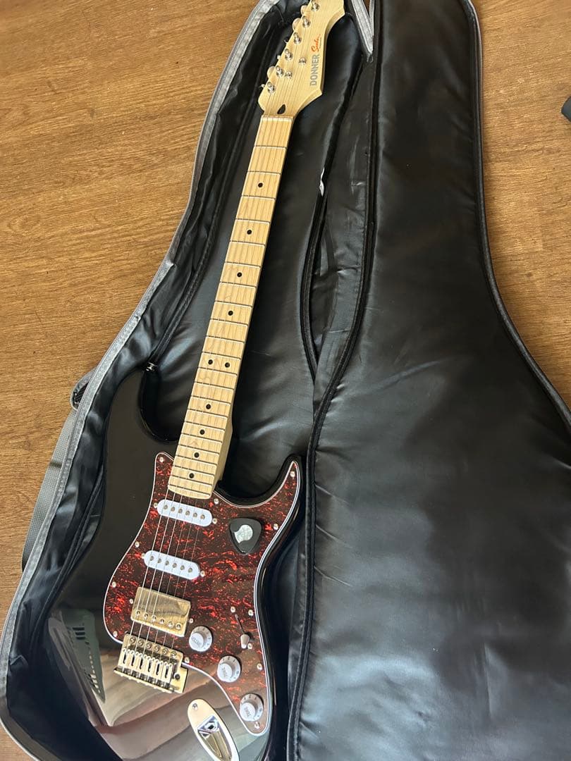 エレキギター初心者セット ストラトキャスタータイプ ブラック/トーチ