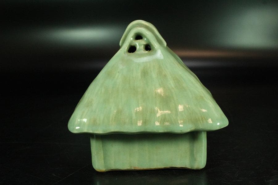 青磁 葛屋 香炉 在印(K-A355)