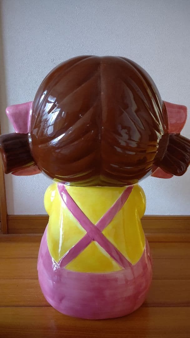 非売品　不二家　陶器　ジャンボペコちゃん人形シリアルナンバー入り