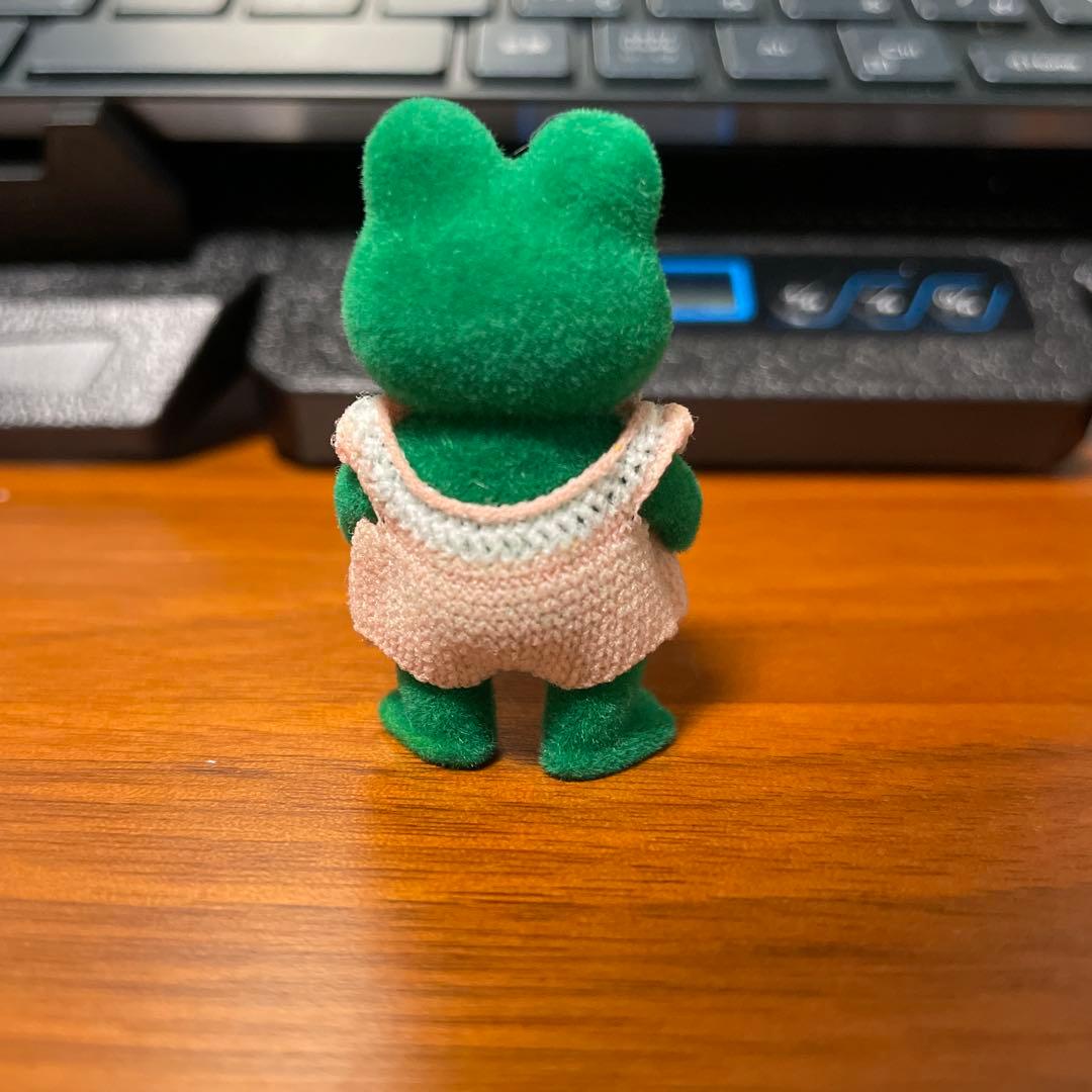 シルバニアファミリー　カエル　赤ちゃん　美品　未使用に近い