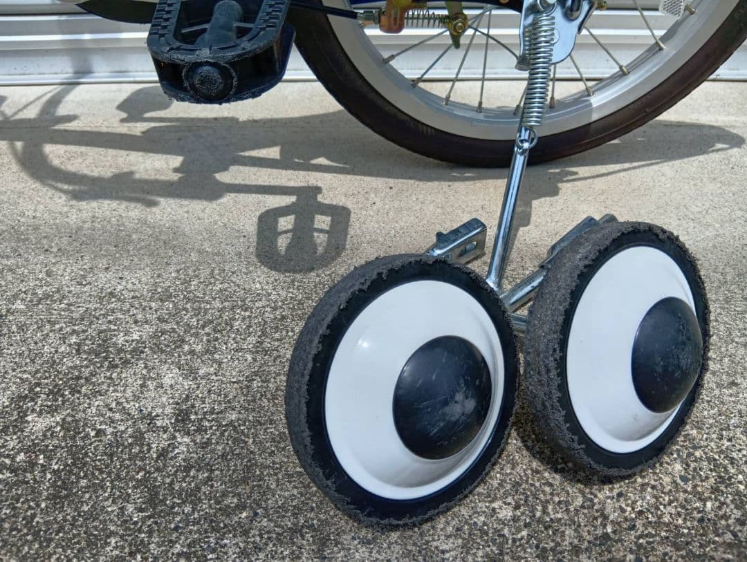 補助輪　自転車　ブルー　青　16インチ　男の子　女の子　→引取り限定(岐阜県)