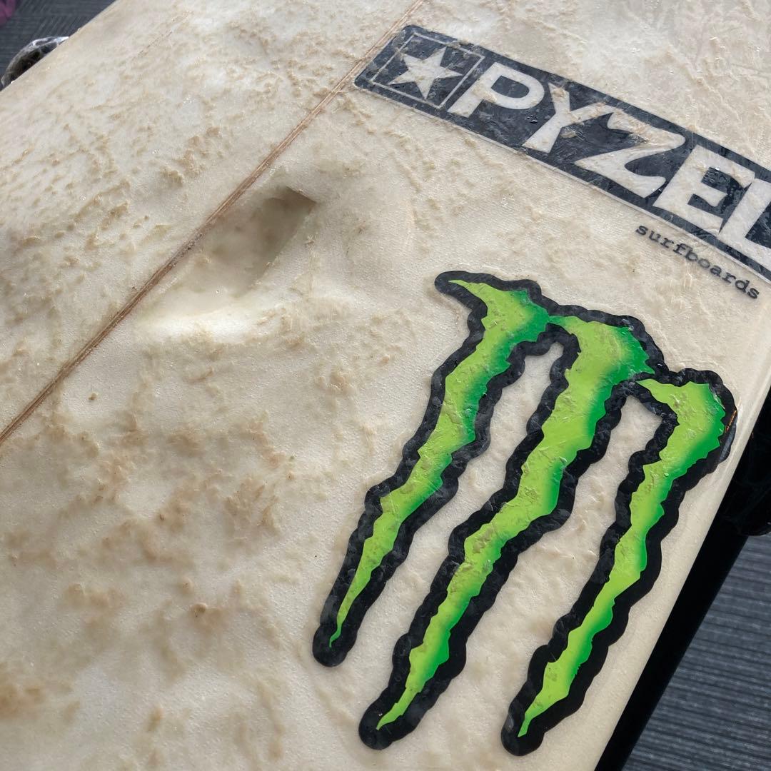 【送料込みに変更可】ジョンジョンフローレンス使用ボード　PYZEL6'1\"