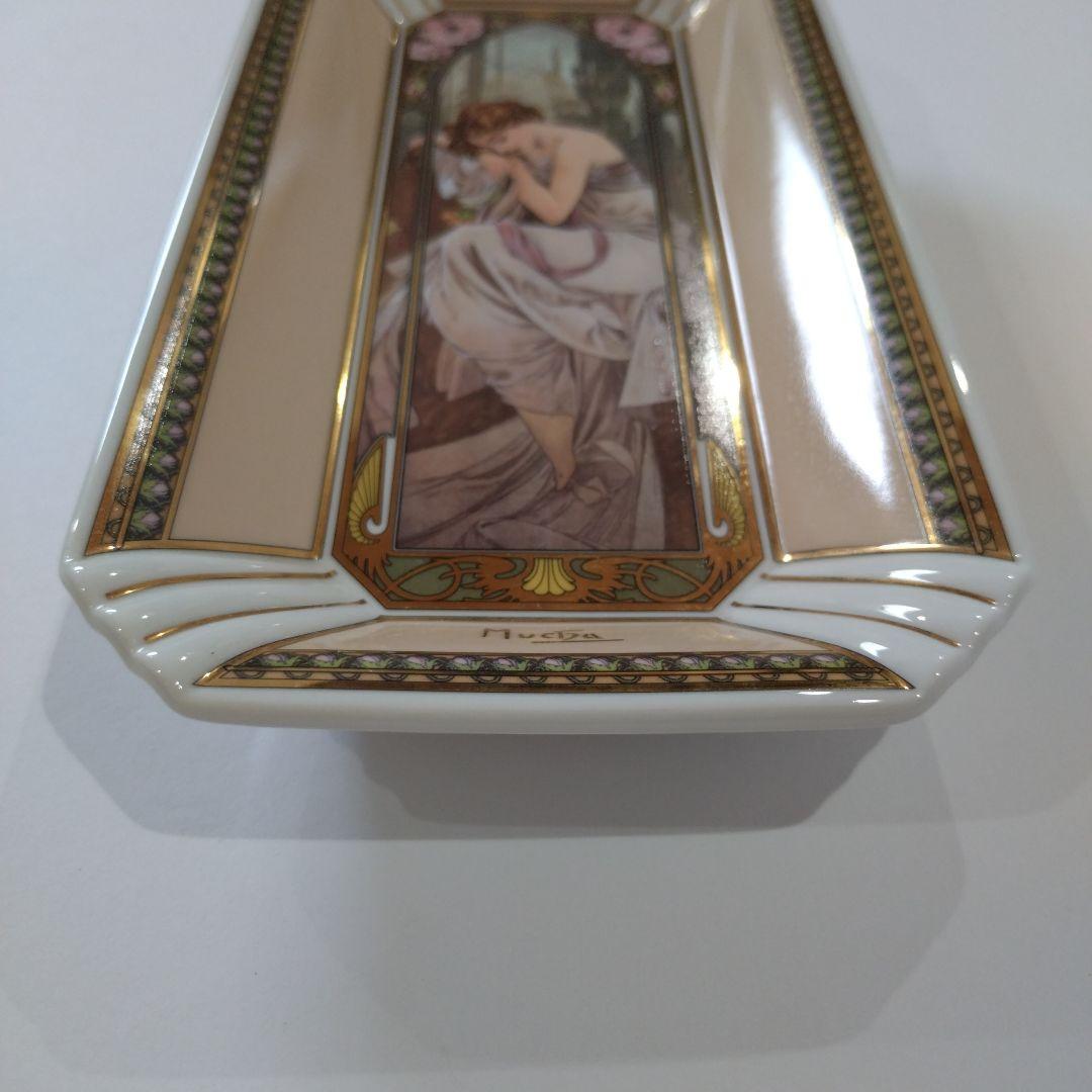 ミュシャ　Mucha 飾皿　 絵皿　陶器　皿　Germany　置物　アンティーク