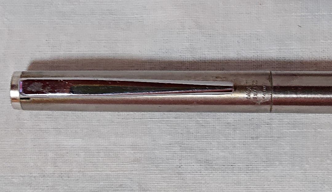 MONTBLANC ノブレス万年筆 (匿名配送)