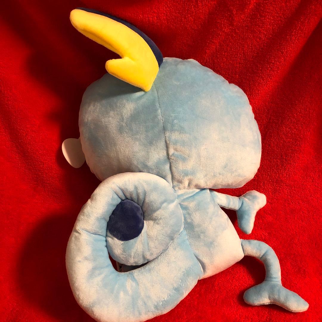 ポケモンセンター　メッソンのもらい泣き　ぬいぐるみ