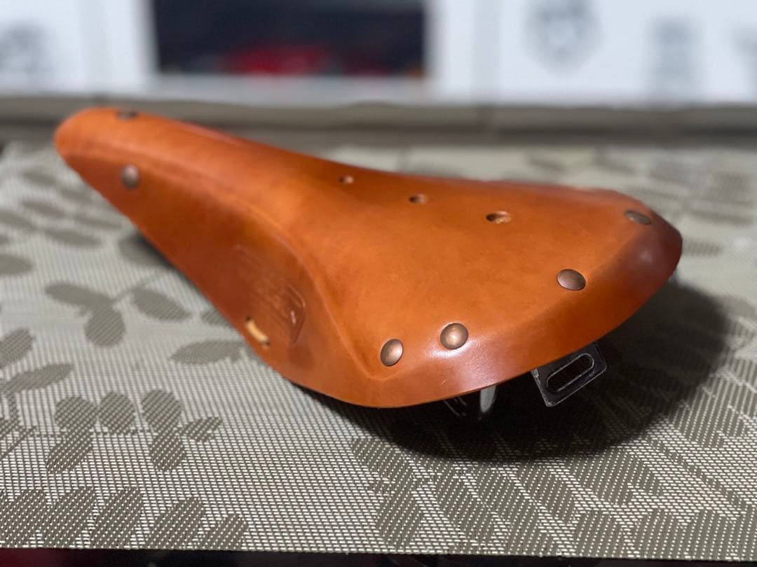 新品未使用★WALGUN レザーサドル BROOKS B17 MATEに最適♪